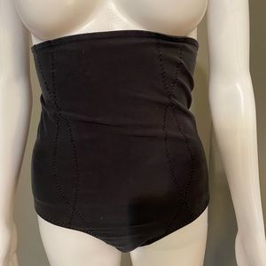 Spanx. Spoil me Cotton Collection. Size medium